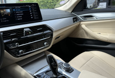 BMW Série 5 530 eA 292ch Lounge / PACK INNOVATION/ CARPLAY