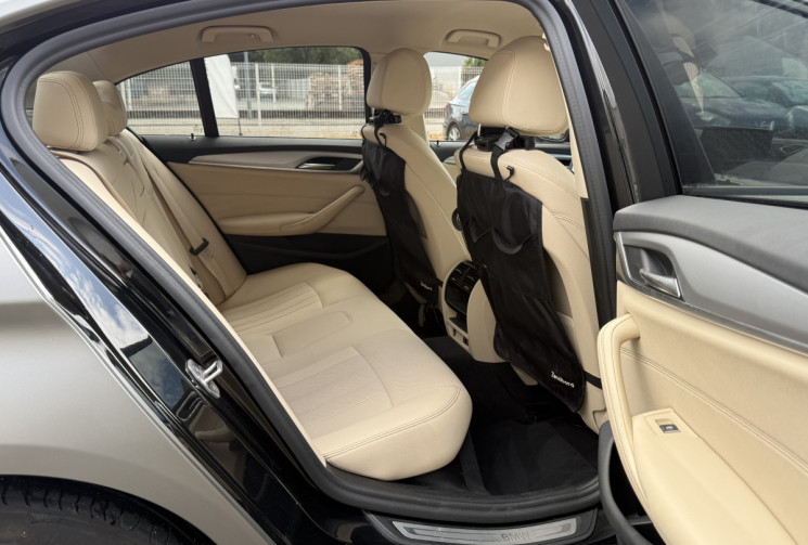 BMW Série 5 530 eA 292ch Lounge / PACK INNOVATION/ CARPLAY
