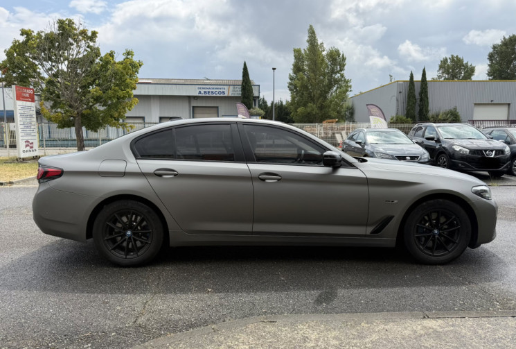BMW Série 5 530 eA 292ch Lounge / PACK INNOVATION/ CARPLAY