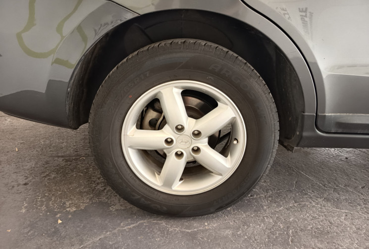 Hyundai SANTA FE  II  2.2 CRDi 155cv ENTRETIEN SÉRIEUX DISTRIBUTION NEUVE GARANTIE 6 MOIS 