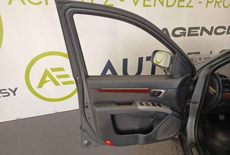 Hyundai SANTA FE  II  2.2 CRDi 155cv ENTRETIEN SÉRIEUX DISTRIBUTION NEUVE GARANTIE 6 MOIS 