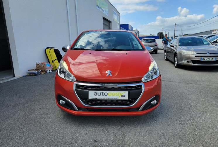Peugeot 208 Phase 2 3 Portes 1.2 Puretech S&S 110 cv ALLURE