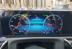 Mercedes Classe A 180D 116  CH AMG LINE TOIT PANO OUVRANT SIEGES ELECTRIQUES A MEMOIRES