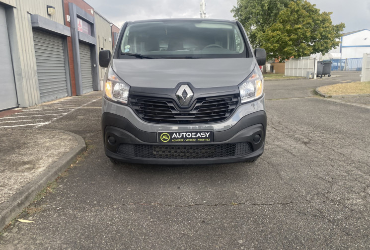 Renault Trafic L1H1 1.6 dCi 120 / Attelage / Climatisation