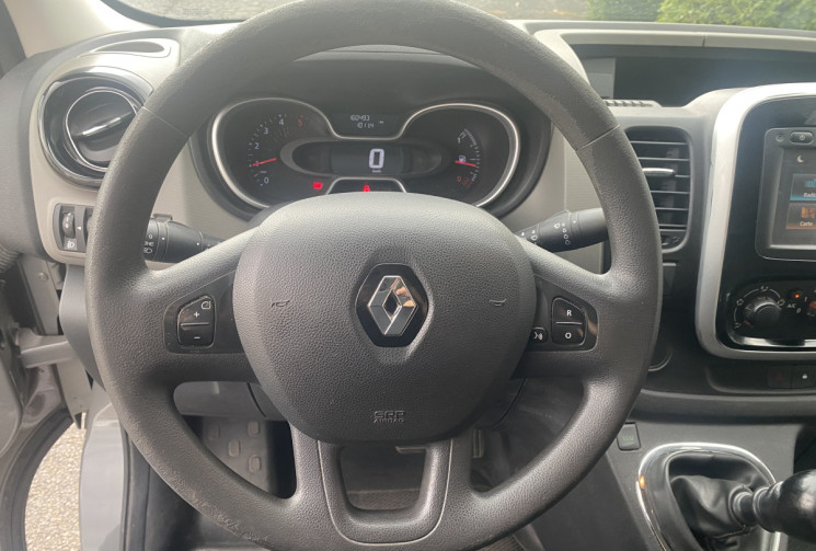 Renault Trafic L1H1 1.6 dCi 120 / Attelage / Climatisation