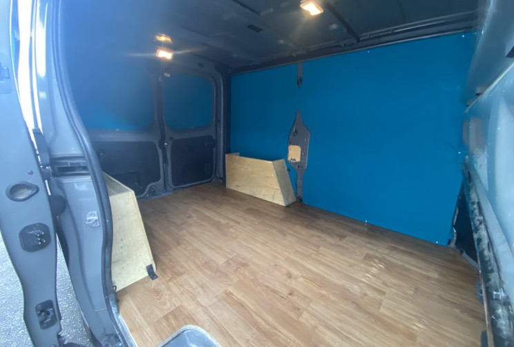 Renault Trafic L1H1 1.6 dCi 120 / Attelage / Climatisation