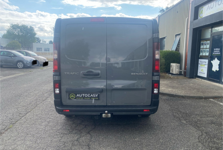 Renault Trafic L1H1 1.6 dCi 120 / Attelage / Climatisation