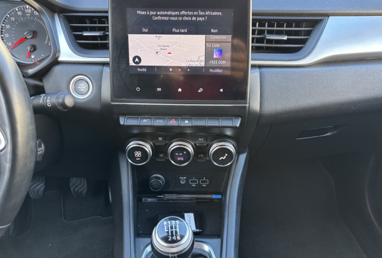 Renault Captur 1.3 TCE MILD HYBRID 140 TECHNO