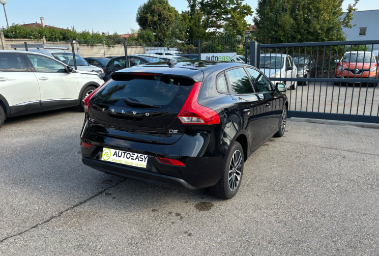 Volvo V40 D2 / 120 CH / BUSINESS GEARTRONIC