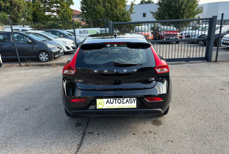 Volvo V40 D2 / 120 CH / BUSINESS GEARTRONIC