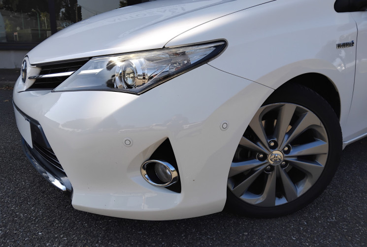 Toyota AURIS  Hybride 136h Style - Sièges chauffants - Toit Panoramique