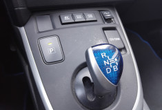 Toyota AURIS  Hybride 136h Style - Sièges chauffants - Toit Panoramique