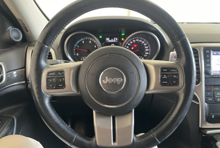 Jeep GRAND CHEROKEE 
