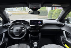 Peugeot 2008  1.2 Puretech EAT8 130 ALLURE /CARPLAY/SIEGES CHAUFFANTS/ REGULATEUR ADAPTATIF