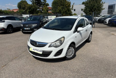 Opel Corsa 1.0 / 65 ch / Essentia / Clim