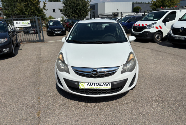 Opel Corsa 1.0 / 65 ch / Essentia / Clim