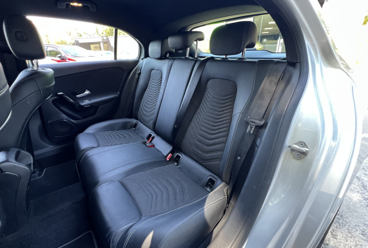 Mercedes Classe A 200 d 150 Style Line 8G-DCT / Caméra / Angles Morts / Ecran 10 Pouces