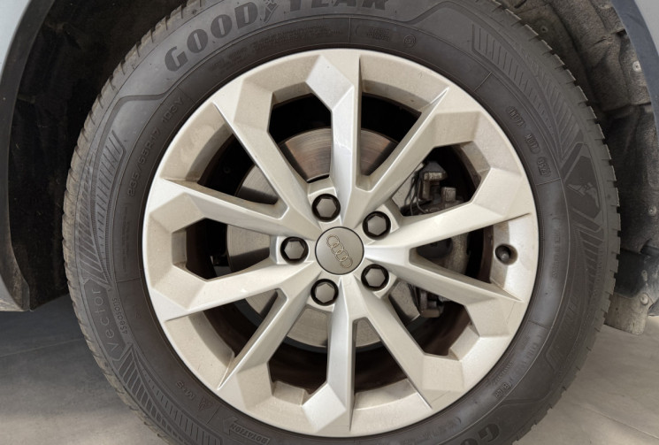 Audi Q3 2.0 TDI Ultra 150 ch Ambiente 
