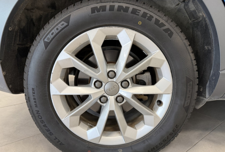 Audi Q3 2.0 TDI Ultra 150 ch Ambiente 