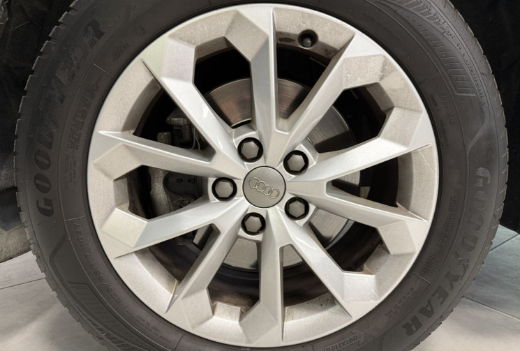Audi Q3 2.0 TDI Ultra 150 ch Ambiente 