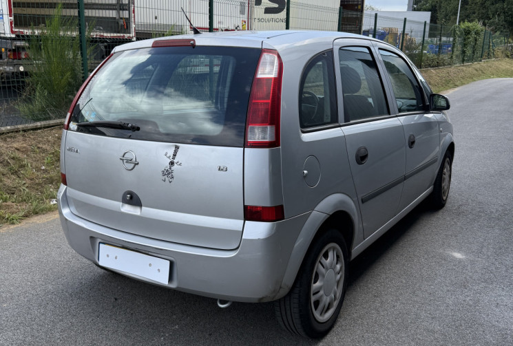 Opel MERIVA Uniquement pour professionnel du commerce automobile