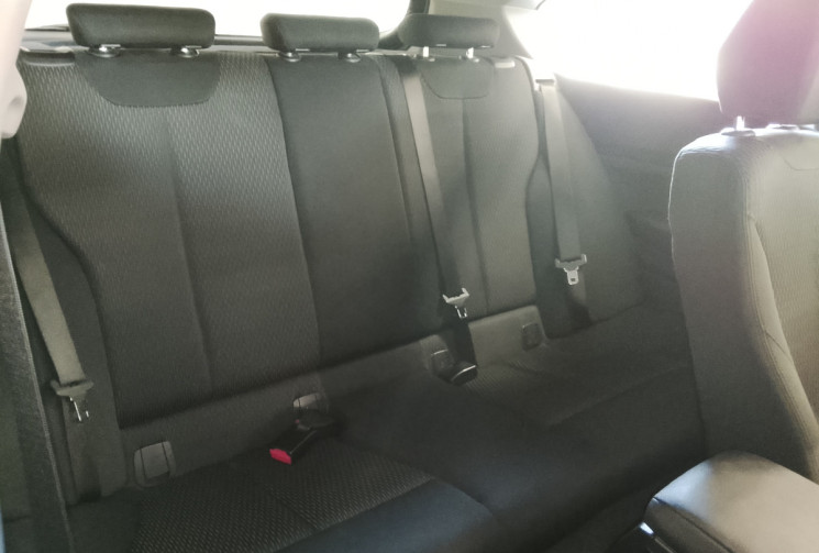 BMW Série 1 116 i 1.5 109 F21 LOUNGE
