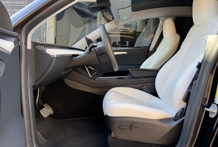 Tesla Model Y long range grande autonomie 514 cv dual motor option surboost origine France 2em main 