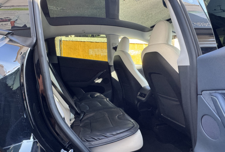 Tesla Model Y long range grande autonomie 514 cv dual motor option surboost origine France 2em main 