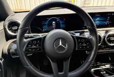 Mercedes Classe A 160 STYLE Line 109 cv 1.3 * Chaine de distribution * Carplay * Caméra * Jantes 17