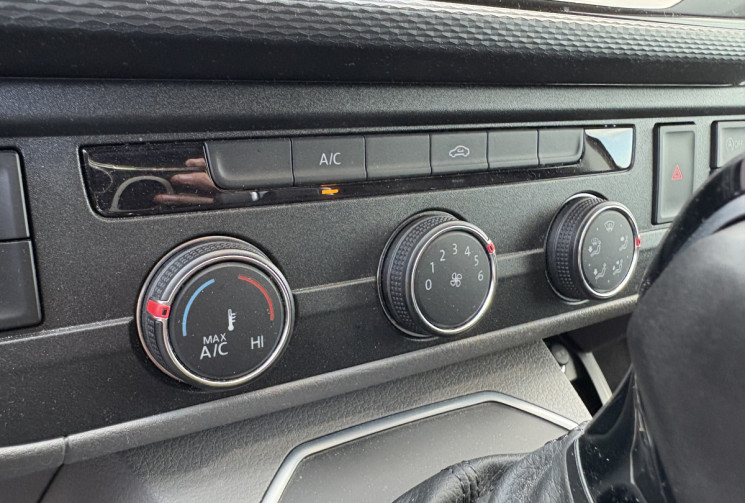 Volkswagen Transporter VI 2.0 TDI 150 EDITION L1H1 Phase 6.1 * Carplay * Virtual Cockpit * Caméra