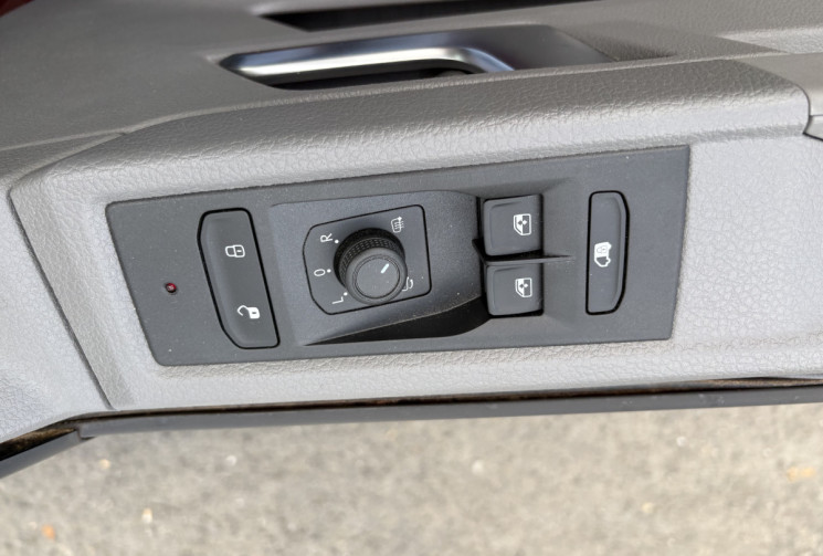 Volkswagen Transporter VI 2.0 TDI 150 EDITION L1H1 Phase 6.1 * Carplay * Virtual Cockpit * Caméra