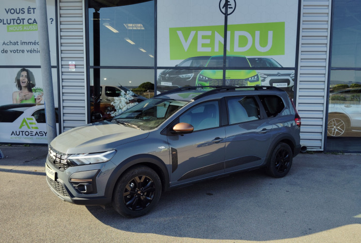 Dacia Jogger 1.6 hybrid 140ch Extreme 7 places Dacia Jogger 1.6 hybrid 140ch Extreme 7 places