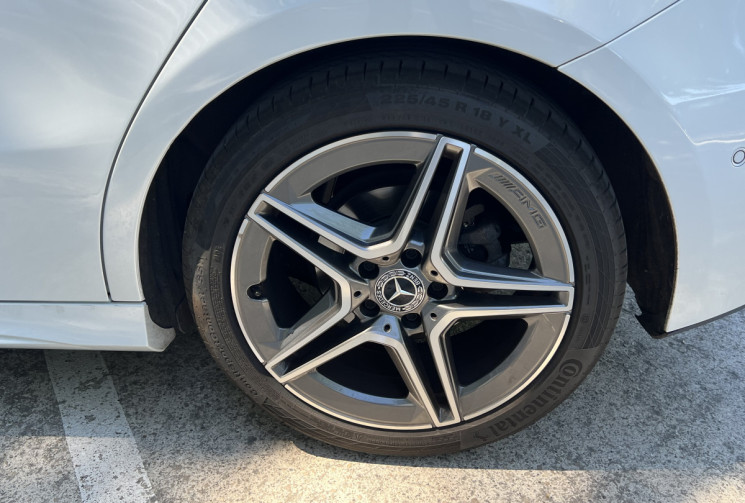Mercedes Classe A 200 d 150 AMG Line 8G-DCT / Caméra / Blanc Nacré / Entretien à Jour