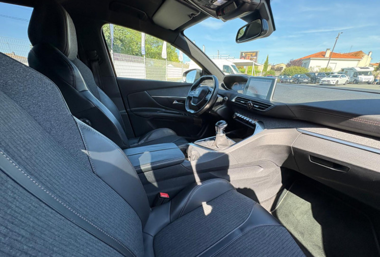 Peugeot 3008  II 1.2  130 GT LINE / BON ETAT / GARANTIE 12 MOIS 