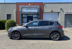 Ford Focus ST-Line 1.5 TDCI 120 / Boîte auto / Carplay