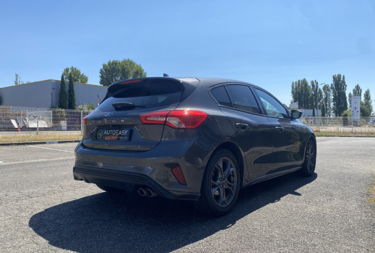 Ford Focus ST-Line 1.5 TDCI 120 / Boîte auto / Carplay