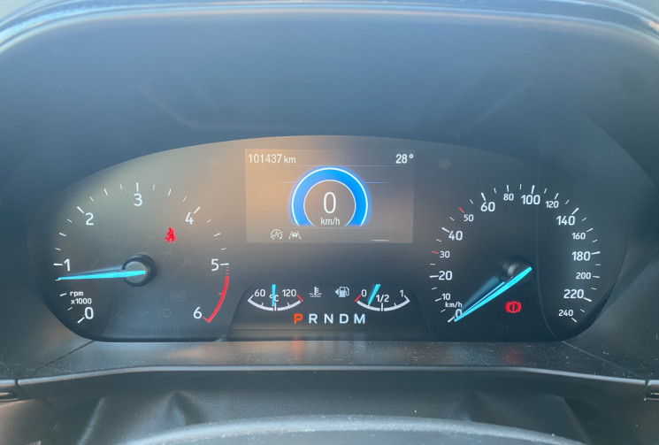 Ford Focus ST-Line 1.5 TDCI 120 / Boîte auto / Carplay