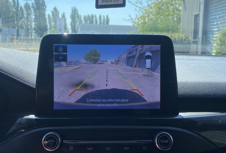 Ford Focus ST-Line 1.5 TDCI 120 / Boîte auto / Carplay