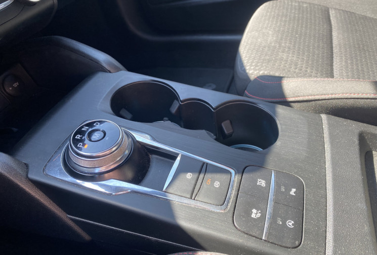 Ford Focus ST-Line 1.5 TDCI 120 / Boîte auto / Carplay