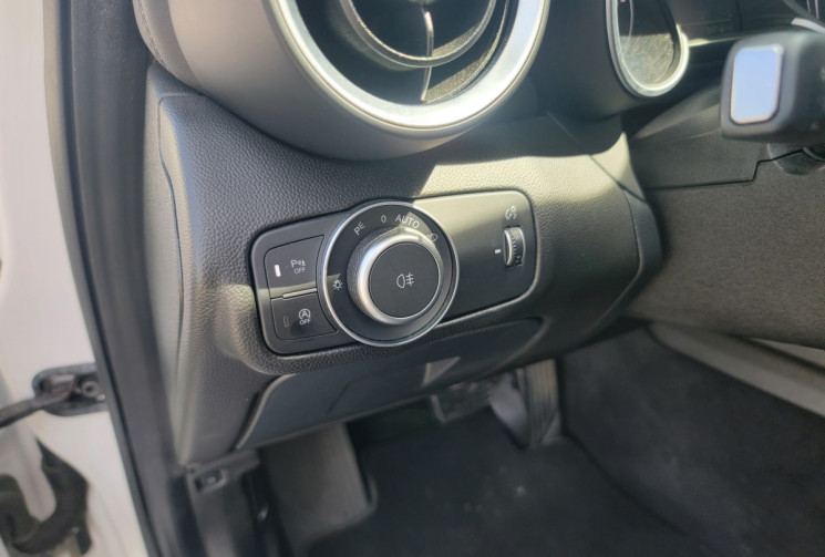 Alfa Romeo Giulia 2.2 JTD 16V AT8 180 cv Boîte auto LUSSO