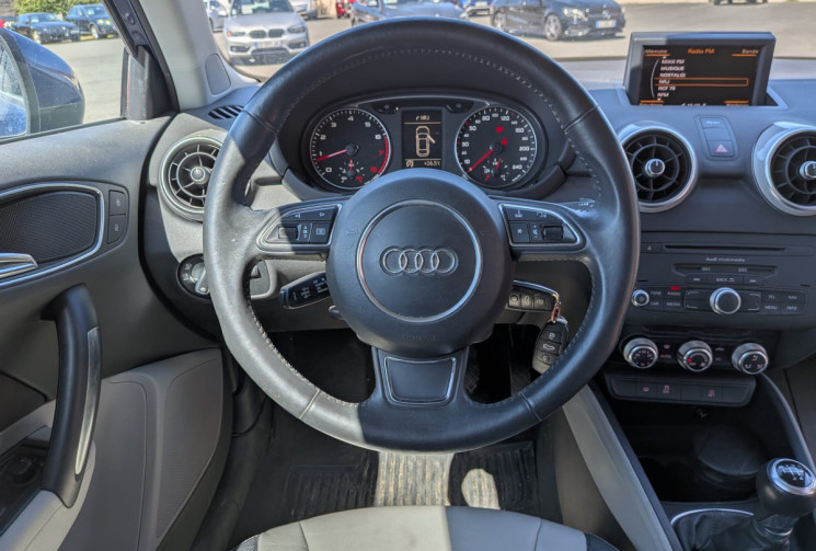Audi A1 I 3 Portes 1.2 TFSI 85 AMBITION