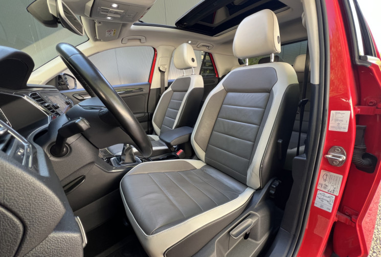 Volkswagen T-Roc 1.5 TSI EVO 150 Carat Exclusive / Toit Ouvrant / Attelage / Carplay / Keyless / ACC