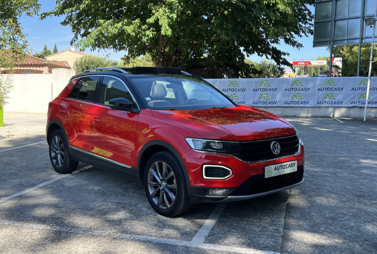 Volkswagen T-Roc 1.5 TSI EVO 150 Carat Exclusive / Toit Ouvrant / Attelage / Carplay / Keyless / ACC