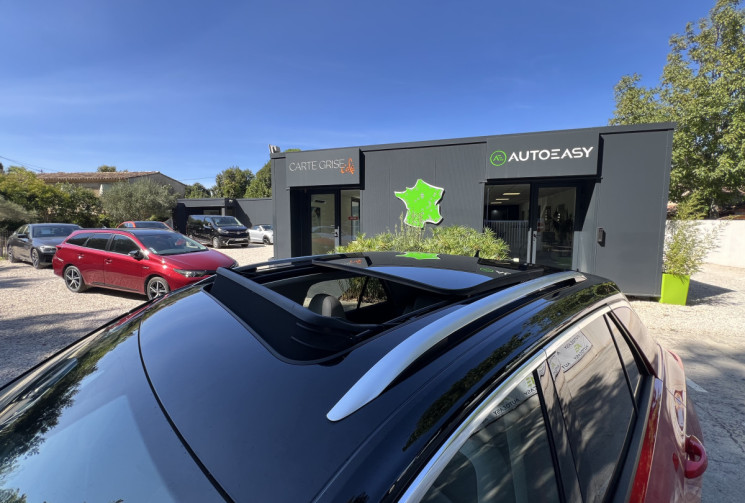 Volkswagen T-Roc 1.5 TSI EVO 150 Carat Exclusive / Toit Ouvrant / Attelage / Carplay / Keyless / ACC