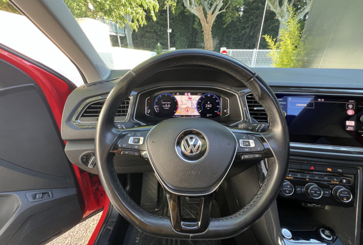 Volkswagen T-Roc 1.5 TSI EVO 150 Carat Exclusive / Toit Ouvrant / Attelage / Carplay / Keyless / ACC
