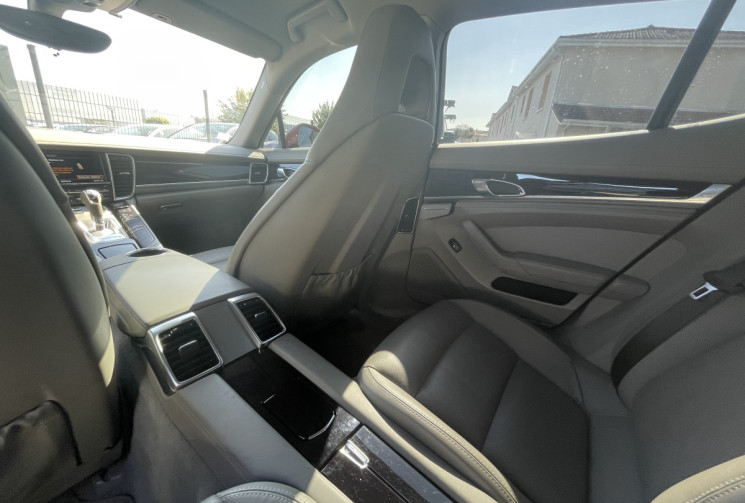 Porsche Panamera 4 PDK 3.6 / 300 CH