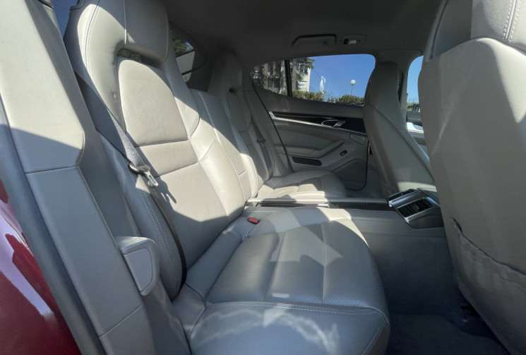 Porsche Panamera 4 PDK 3.6 / 300 CH