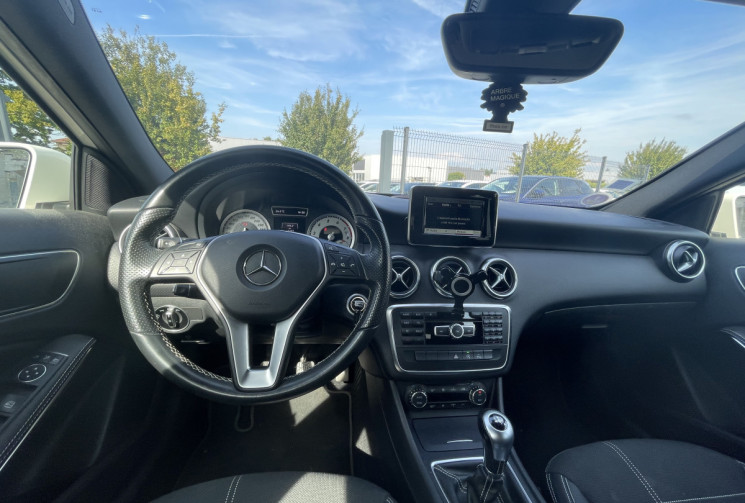 Mercedes Classe A 180 / 122 CH / SENSATION
