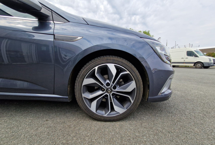 Renault Megane IV 1.3 TCe140 GT LINE / TRES BON ETAT / GARANTIE 12 MOIS