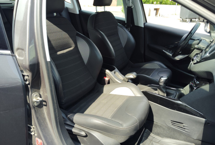 Peugeot 2008 1.6 BlueHDi 100ch Allure